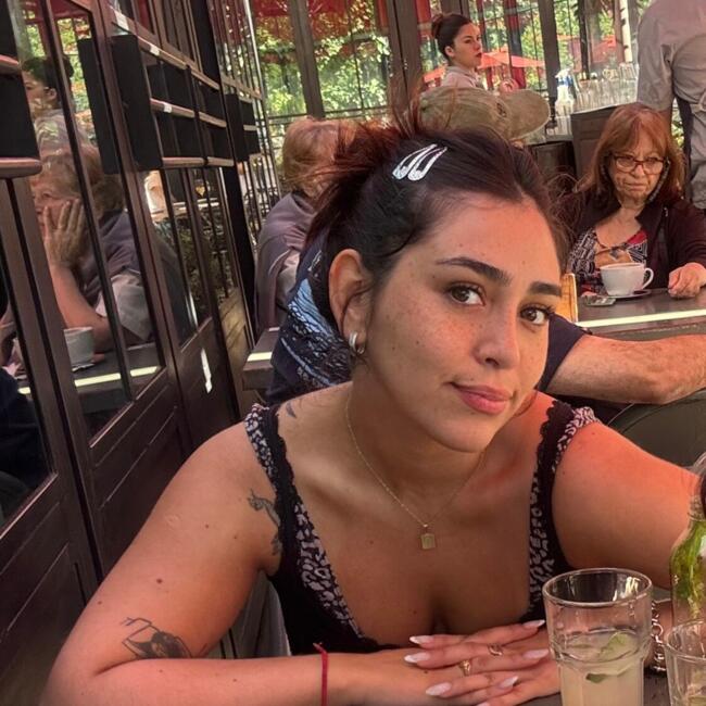 Babysitter in Buenos Aires: Ornella