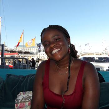 Babysitter Cape Town: Eunice