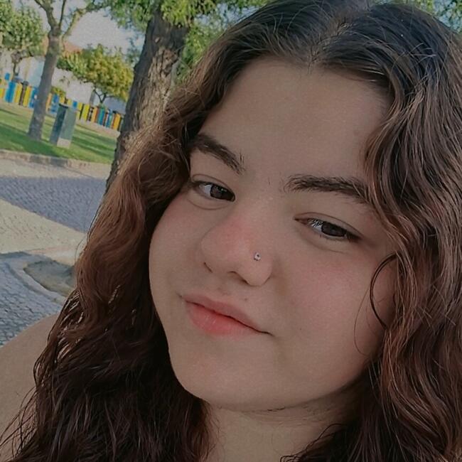 Babysitter in Cartaxo: Elisa