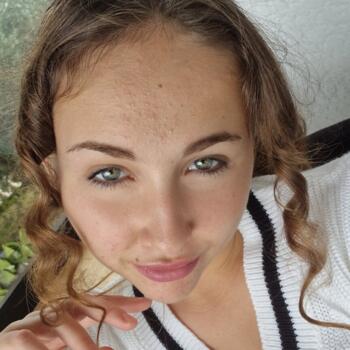 Babysitter in Athens: Amanda