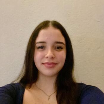 Babysitter in Novi di Modena: Giulia