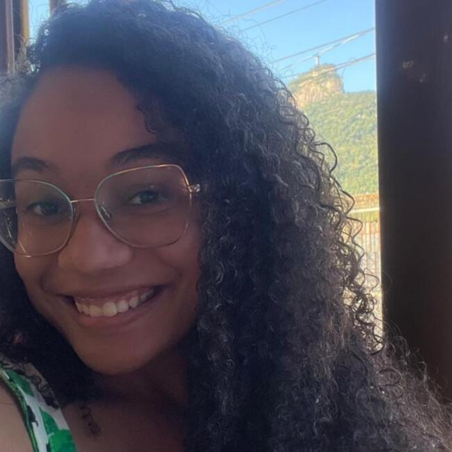 Babysitter in São Gonçalo (São Gonçalo): Adrielly