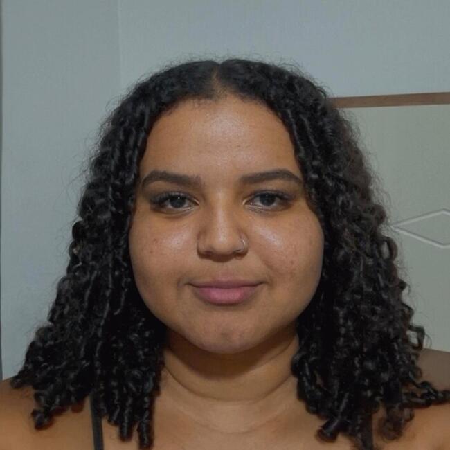 Babysitter in São José do Rio Preto: Stephanie