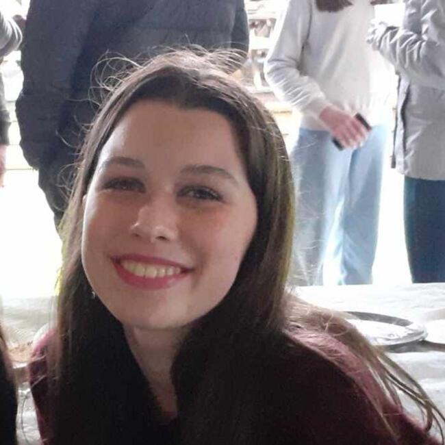 Babysitter in Saint-Floris: Clara