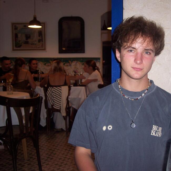 Babysitter in Bigues i Riells: Niko