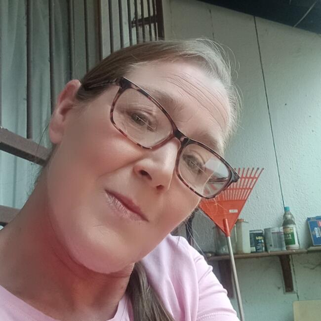 Babysitter in Germiston: Julie