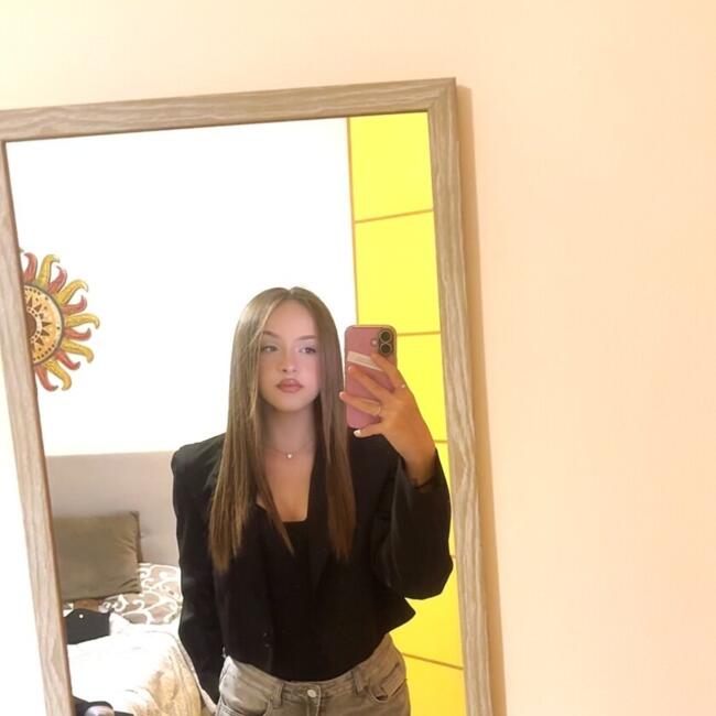 Babysitter in Messina: Roberta