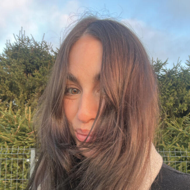 Babysitter in Paris: Ornina