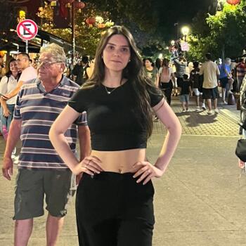 Niñera en Rosario: Abril