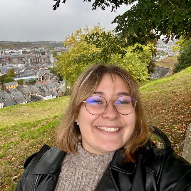 Babysitter in Fernelmont: Héloïse