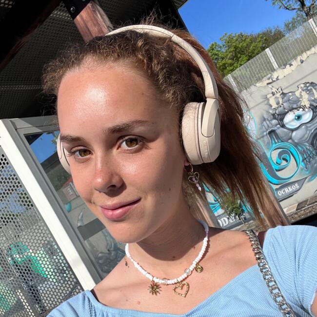 Babysitter em Gante: Charlotte