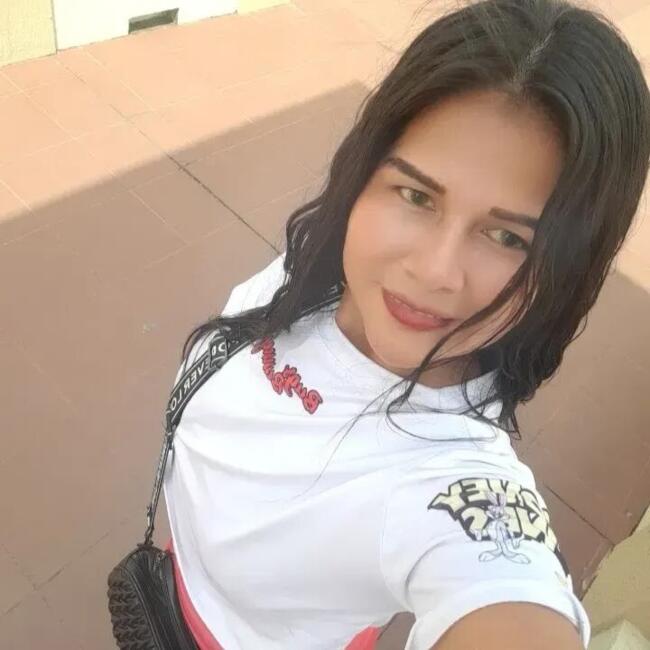 Niñera en Eloy Alfaro: Karen