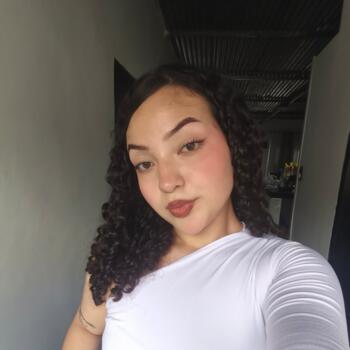 Babysitter in Caracas: Leidy