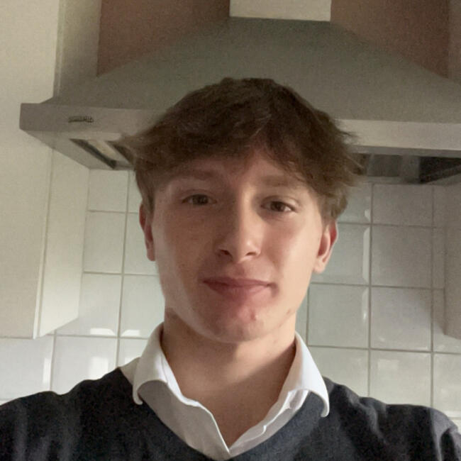 Babysitter in Antwerp: Xeno