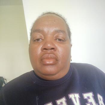 Baby-sitter Orléans: Odete