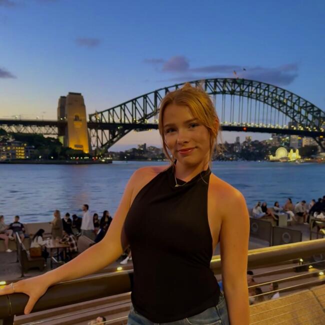 Babysitter in Toowoomba: Meggy