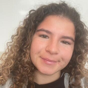 Babysitter em Carcavelos: Laura