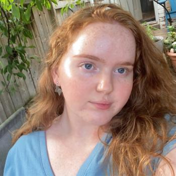 Babysitter in Toronto: Naomi