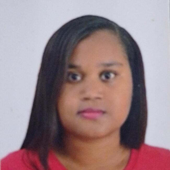 Babysitter in Salvaleón de Higüey: Estefani