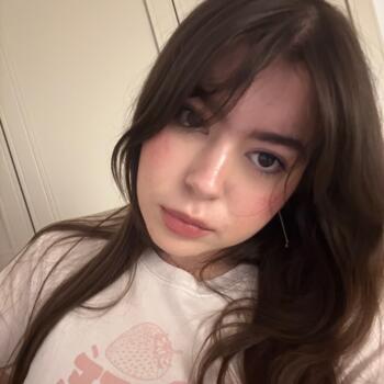 Babysitter in Iași: Carla