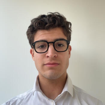 Babysitter in Lyon: Axel