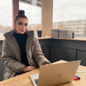 Babysitter in Lormont: Aysun