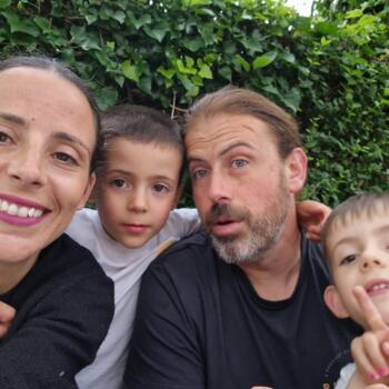 Trabajo de canguro en Avilés: trabajo de canguro Desire