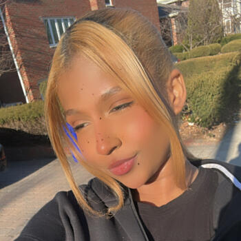 Babysitter Ridgefield: Yasiel