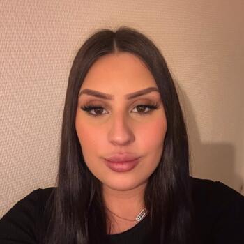 Babysitter in Lyon: Kathlyne