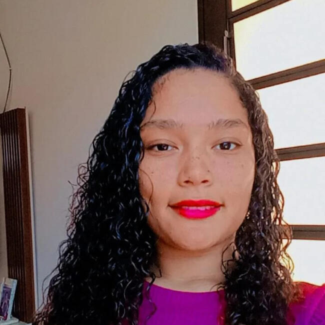 Babysitter in Cidade Ocidental: Maria isaura