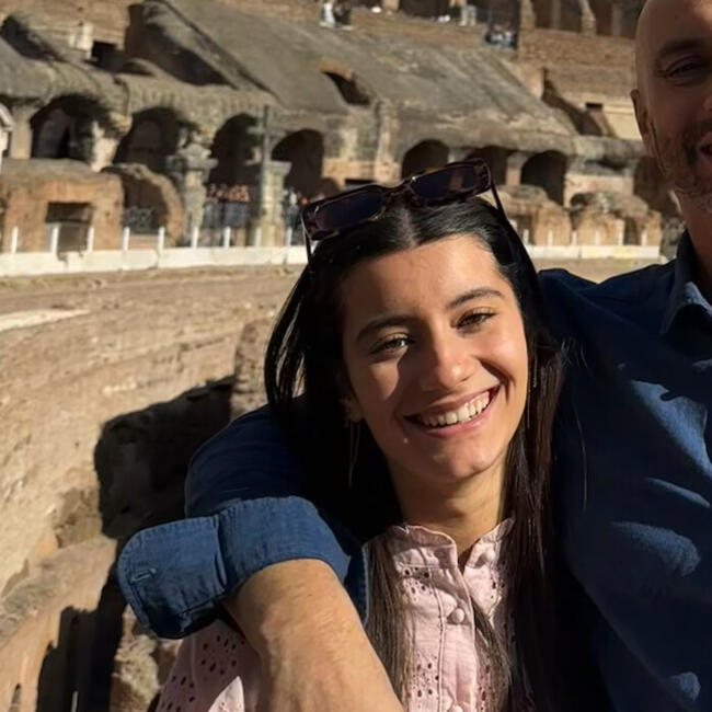 Babysitter in Braine-l’Alleud: Dina