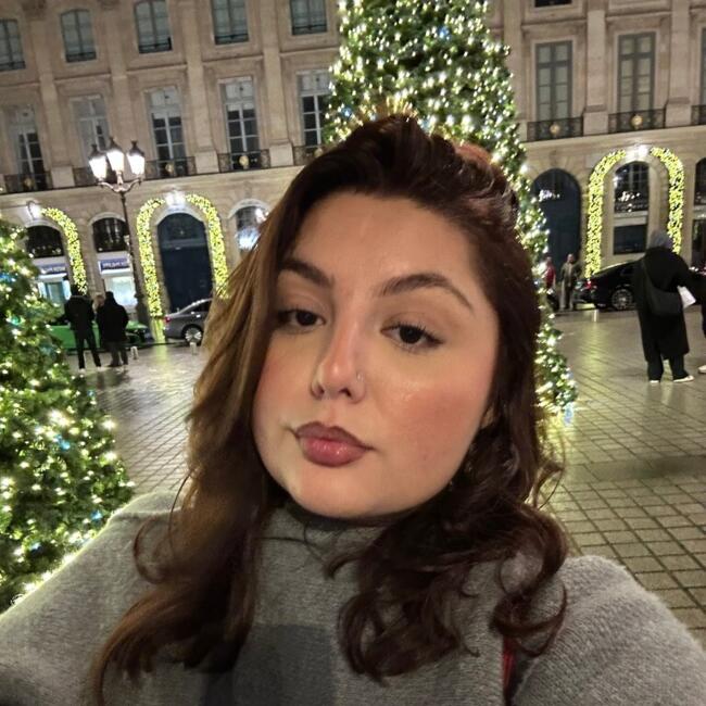 Babysitter in Carrières-sous-Poissy: Nisanur