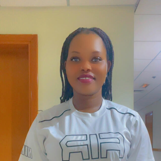 Babysitter in Dubai: Nabutono