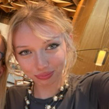 Babysitter Sydney: Charlotte