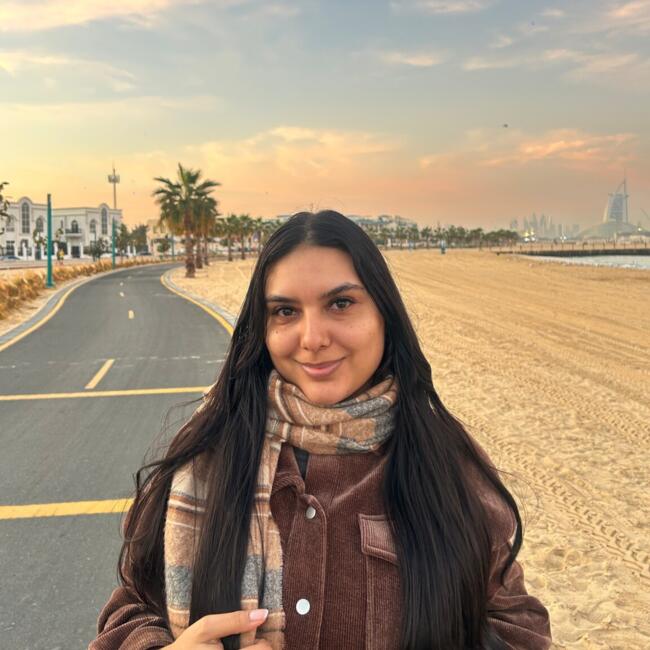 Babysitter in Braga: Sabrina Sales