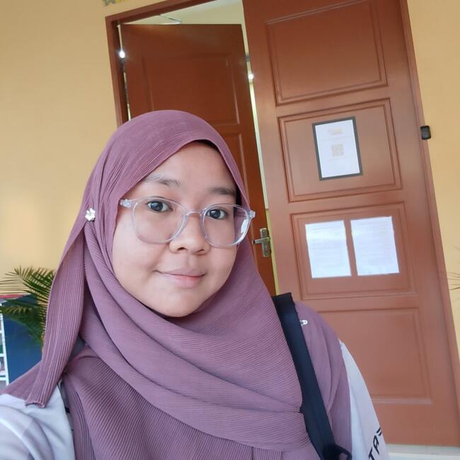 Pengasuh di Sabak: Nurfatiha