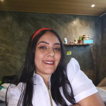 Babysitter in Araucária: Iara