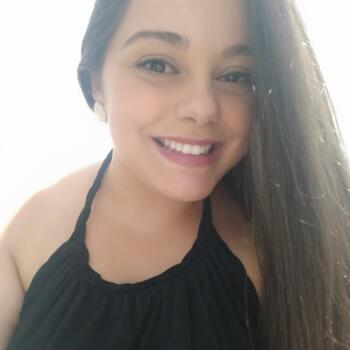 Babá em Juiz de Fora: Daniele
