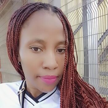 Nanny in Lusikisiki: Zanele