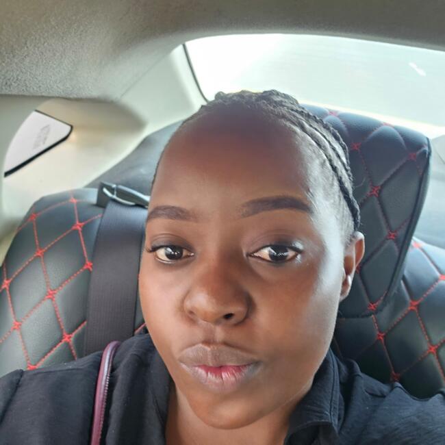 مربية أطفال في الدوحة: Jane