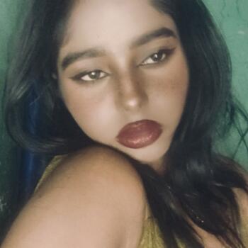 Durgapur में बेबीसिटर: Priya