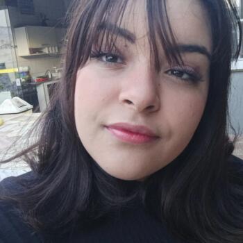 Babá em Guararema: Adriely