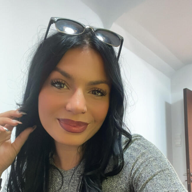 Limasol Bölgesinde Dadı: Megan