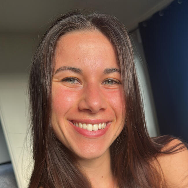 Babysitter in Bruges: Estelle