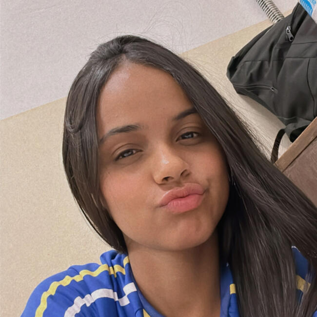 Babysitter in Raposos: Gabrielle