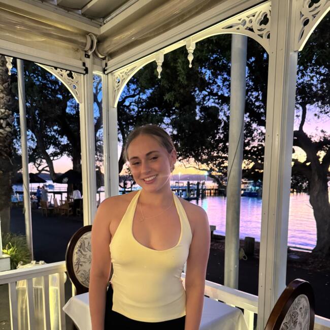 Babysitter in Auckland: Allie Hancox