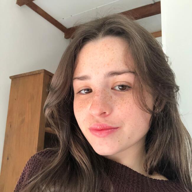 Babá em Gaspar: Camila