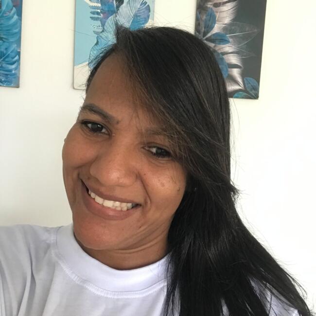 Babá em Maceió: Carla