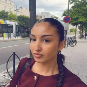 Babysitter Angers: Salma