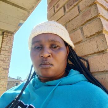 Babysitter in Pretoria: Kedibone